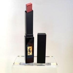 YSL Yves Saint Laurent The Slim Velvet Radical Matte Lipstick 301